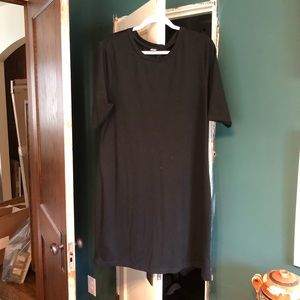 Black short sleeve shirt dress